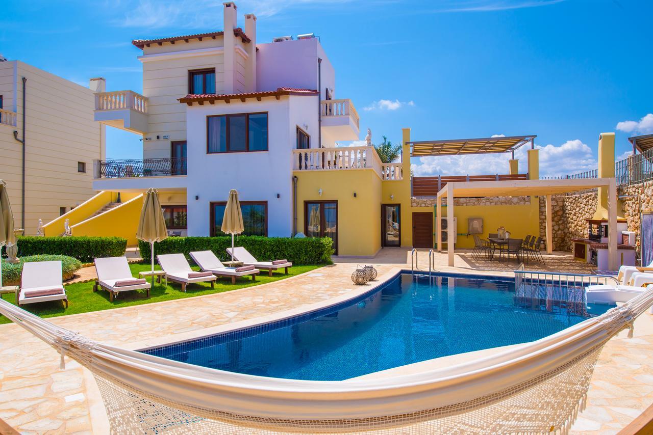 Azzuro With Private Pool By Estia * Hersónissos
